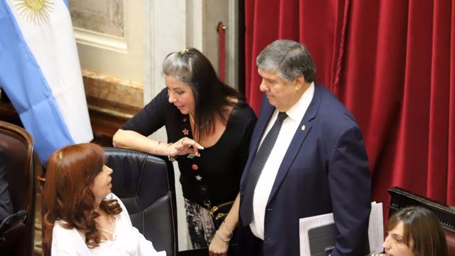 cristina convoco a los jefes de bloque para avanzar con sesiones virtuales