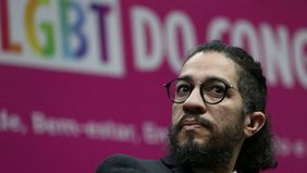 La historia del diputado gay exiliado que expone al gobierno de Bolsonaro