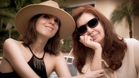 Cristina anunció que regresa de Cuba a Buenos Aires junto a Florencia
