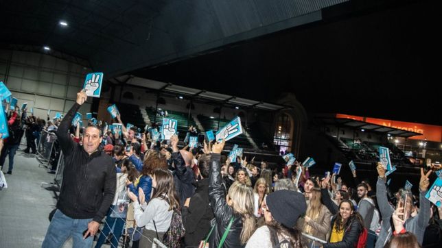 sorprende boom de libros peronistas: cuatro entre los diez mas vendidos