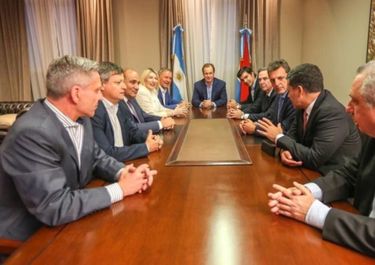 Neuquén exhibe la renguera del PJ federal: no arma donde no gobierna