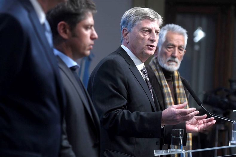 El gobernador de La Pampa Sergio Ziliotto insiste en que Javier Milei quiere 