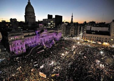 En el país del Ni Una Menos, aún no se sabe qué pasará con las víctimas de violencia de género