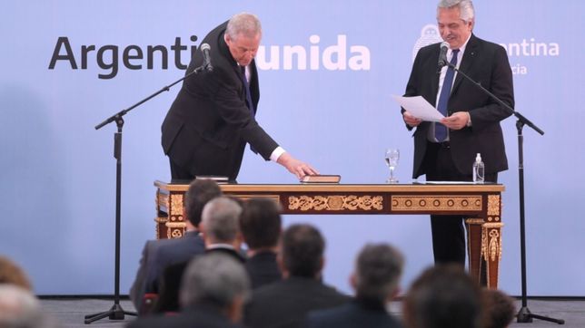 una aplanadora para tapar los baches de la herencia trotta