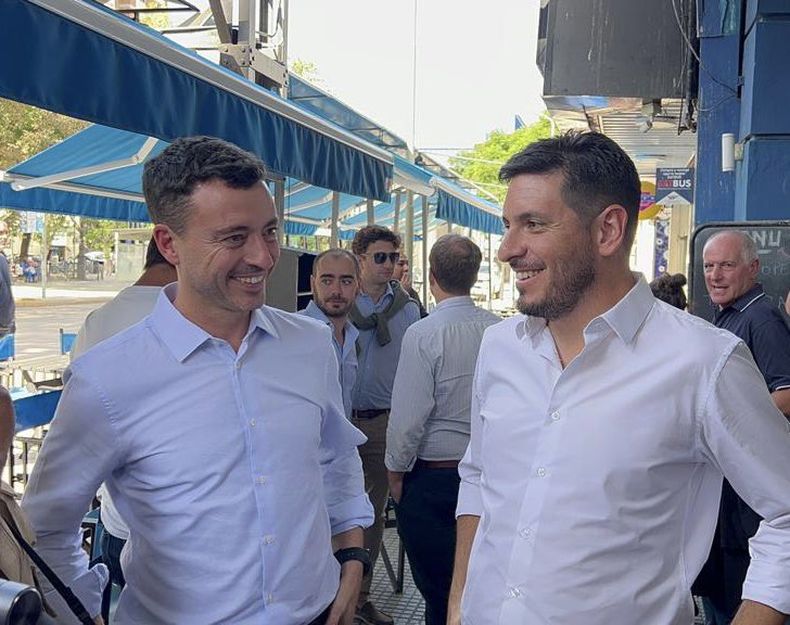 Rodrigo de Loredo y Marcos Ferrer, intendente de Río Tercero. 