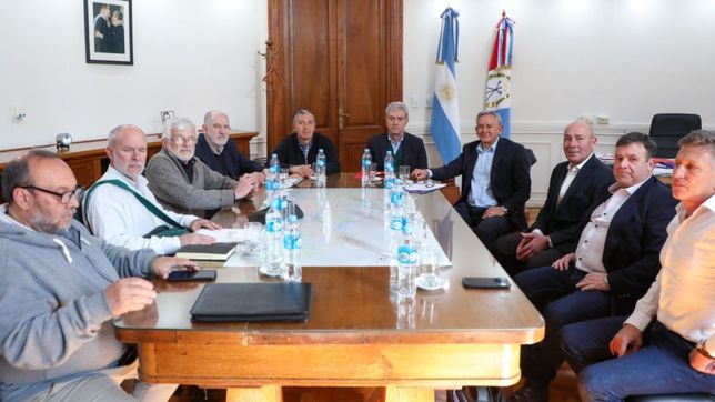 aumento escalonado y sin descuentos por paro, la tregua de perotti a los gremios