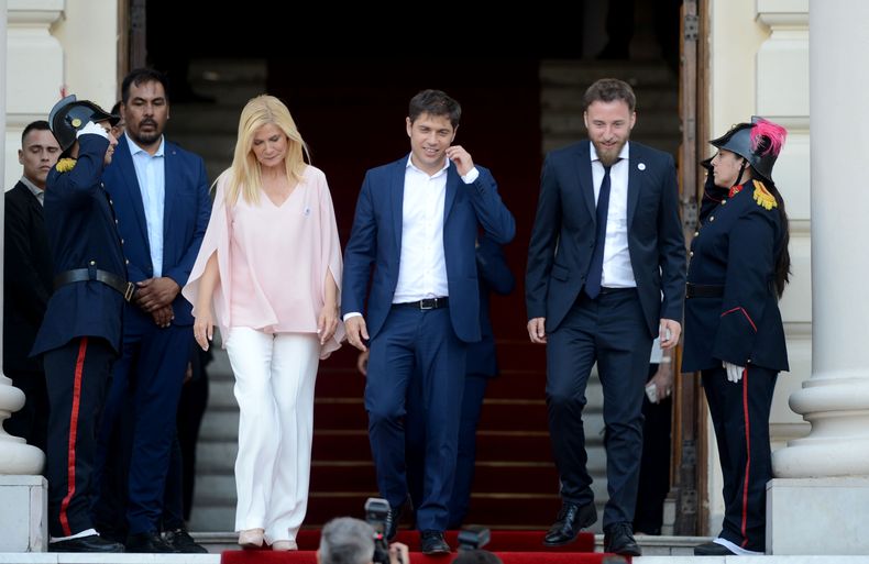 Axel Kicillof Veronica Magario Federico Otermin.jpg