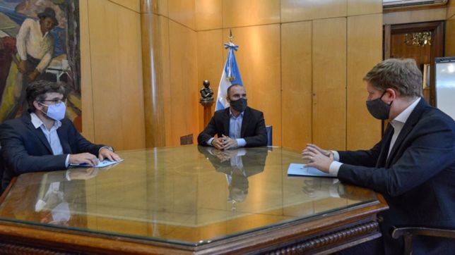 guzman xl, lavagna small: el ministro come y engorda