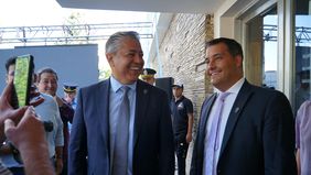 Rolando Figueroa y el intendente zapalino Carlos Koopmann.&nbsp;