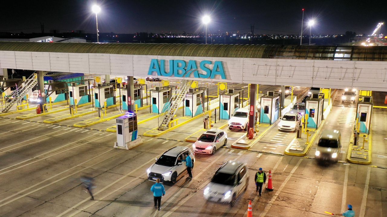 Javier Milei no quiere que Aubasa participe de la licitación por las rutas