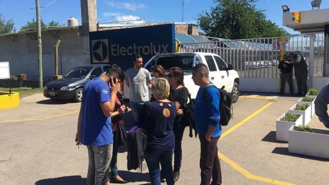 La multinacional con sede en Rosario redujo de más de mil a casi 350 operarios su plantel de trabajadores en menos de tres años.