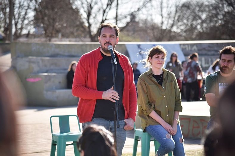 Luciano di Nápoli, intendente de la capital de La Pampa, junto a Carmina Besga: compañeros en la política y en la vida.&nbsp;
