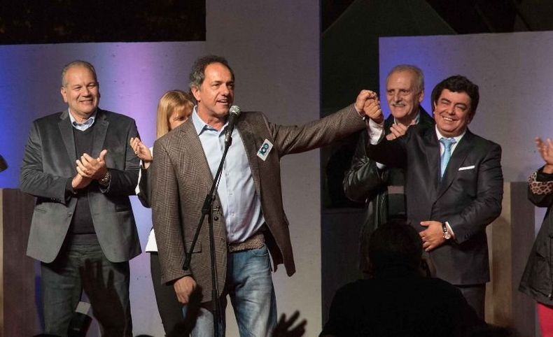 Scioli-y-Espinoza-reinauguran-la-Plaza-de-San-Justo-(2).jpg - scioli