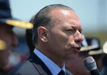 Berni propone alojar presos en contenedores para descomprimir las comisarías