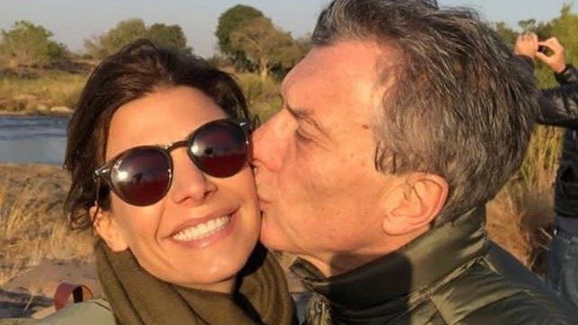 con la hechicera, macri lidera foco cursi en las redes por san valentin