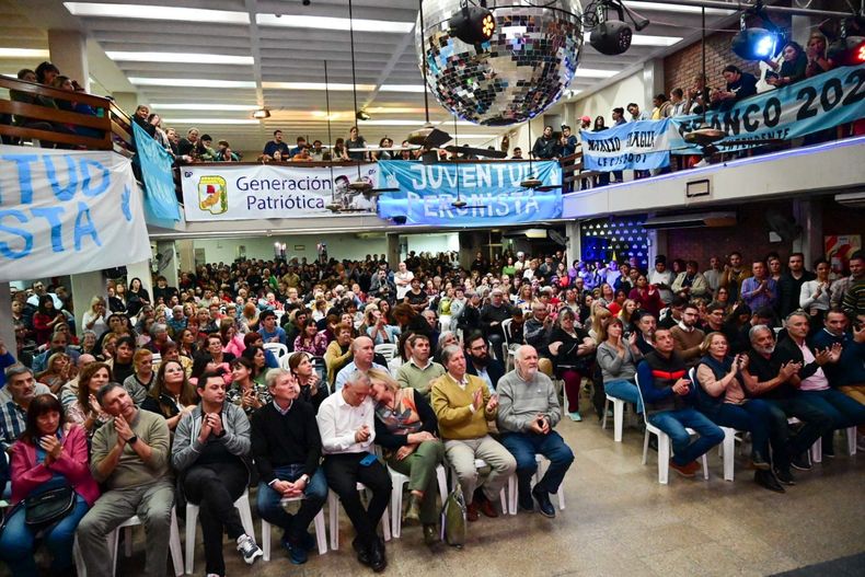 intendentes con gill grupal.jfif