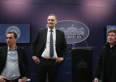 Javier Milei, Adorni y Lanari.