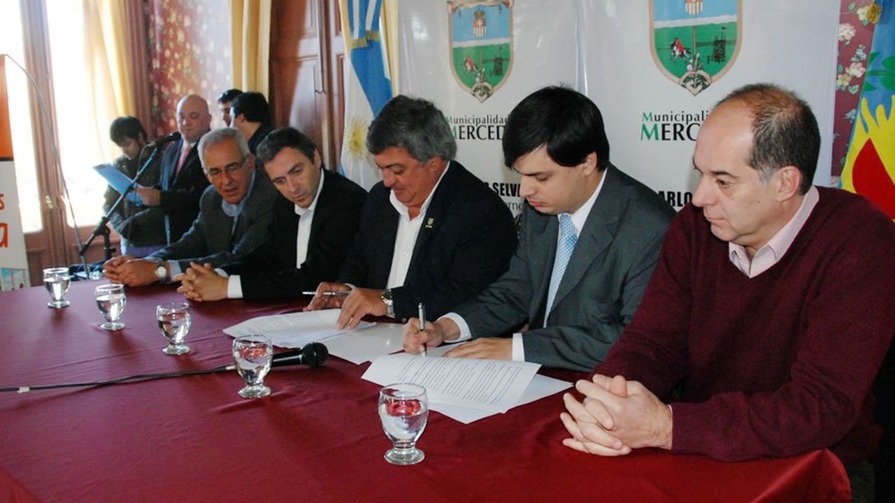Provincia presentó Programas de Empleo en Mercedes y Suipacha
