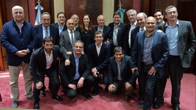 vidal le dijo a los intendentes de la ucr que no habra nuevas obras hasta 2019