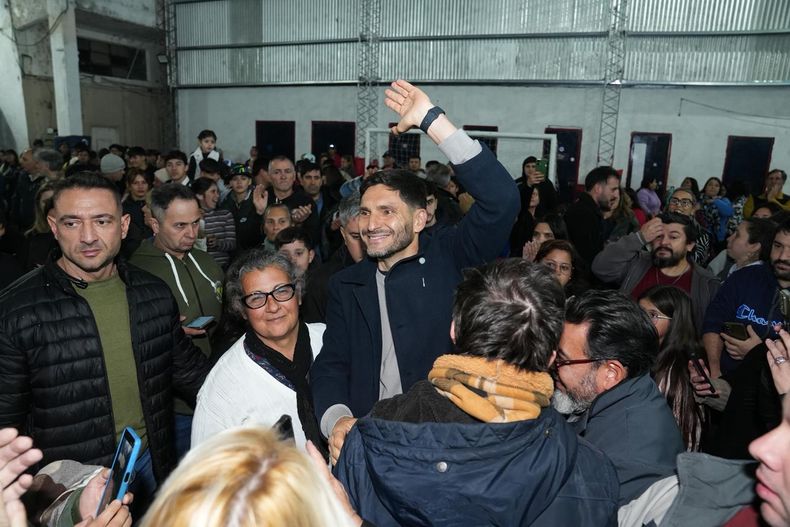 Maximiliano Pullaro arengó a la militancia en tono electoral y prometió que Unidos seguirá gobernando Rosario