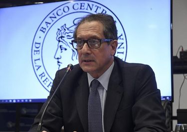 Pesce, más afuera que adentro del Banco Central