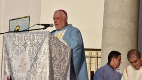 Obispo lobista, duro con los verdes: Están en tinieblas y rezo por ellos
