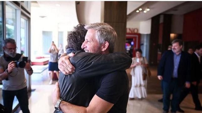 Entre Ríos: con cinco bancas en la mira, Rogelio Frigerio se abraza a Javier Milei para la pulseada con el PJ