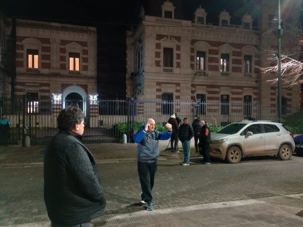 Gobernación de Buenos Aires, sede de las negociaciones del peronismo