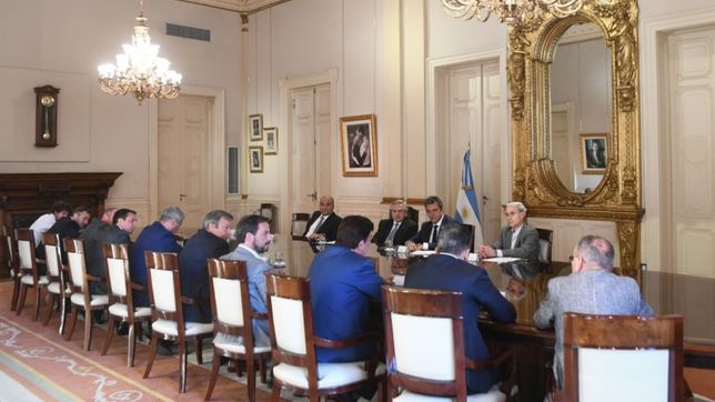 todo muy lindo, pero hay que gobernar: palomas de paz en la guerra peronista