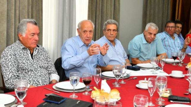 unidad con cfk o con lavagna, el dilema sindical