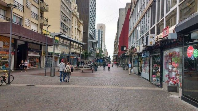 turismo: las ventas del fin de semana largo cayeron mas de 5%