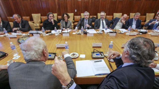 el plan ?paciencia y apoyo? de fernandez y sus mosqueteros