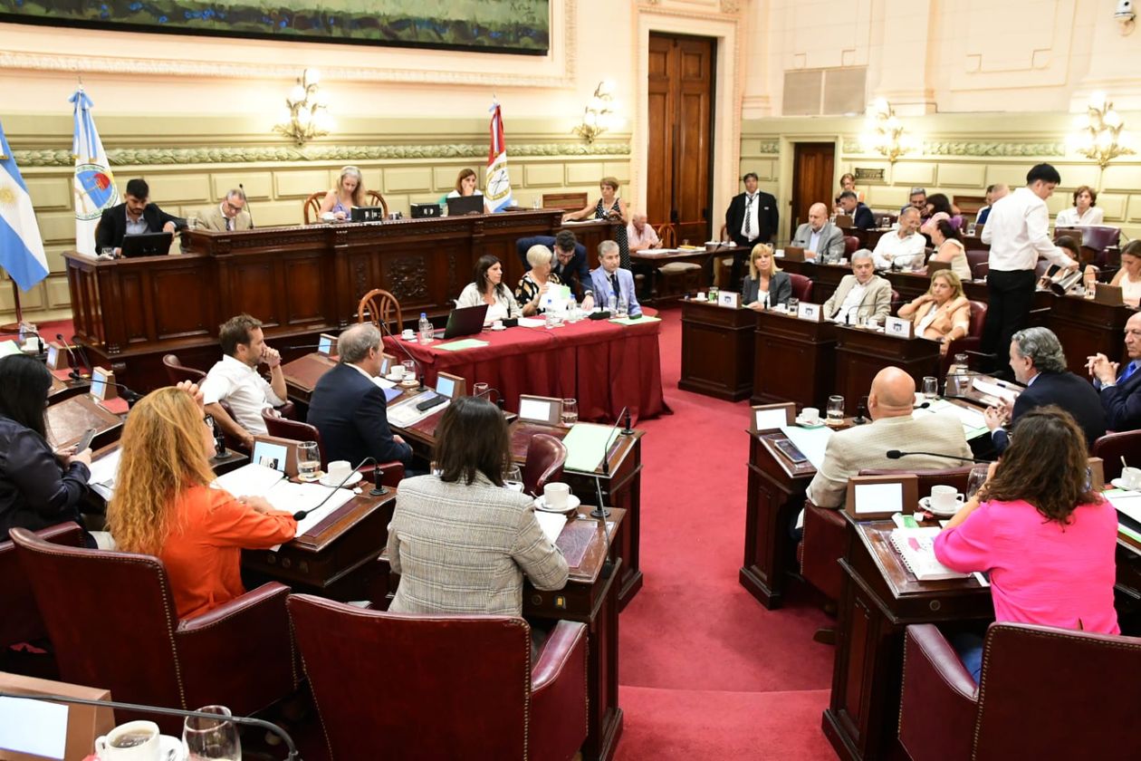 Unidos para Cambiar Santa Fe acepta eliminar la mayoría fija de 28 diputados para el ganador.