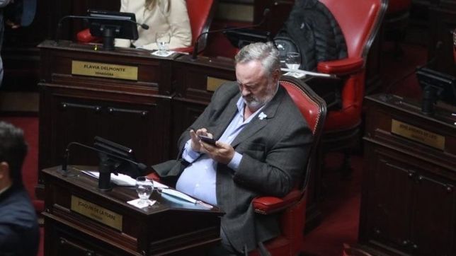 el portazo de de la torre: juego de la silla en juntos por un cargo en el senado