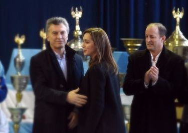 Tras compartir acto con Macri, Insaurralde se despachó contra las medidas del Gobierno