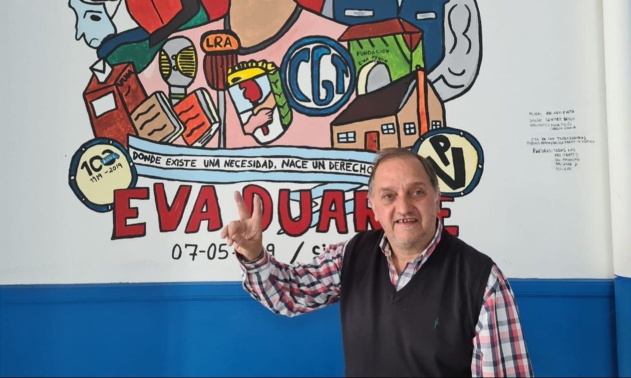 Carlos Linares