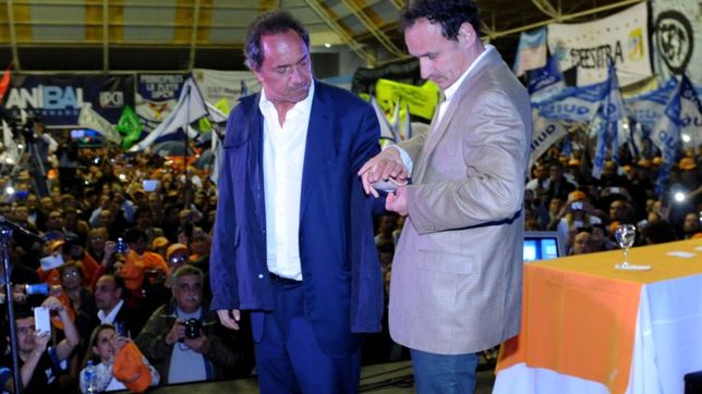 visiblemente extenuado, scioli pidio a los sindicatos bonaerenses que lo voten