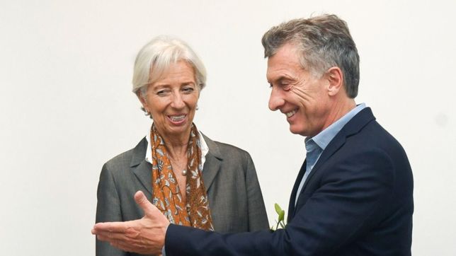 lagarde multiplica los elogios a macri y casi pide su reeleccion