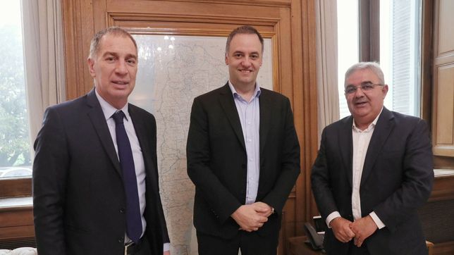 Santilli, Adorni y Jalil