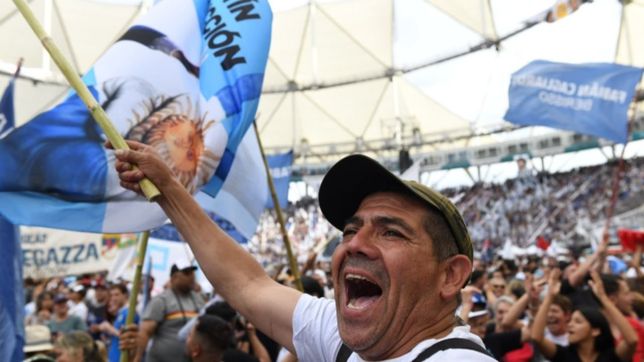 la militancia revento el estadio unico al grito de ¡cristina presidenta!