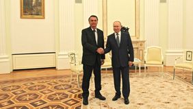 Bolsonaro visitó a Putin para salir del aislamiento y ganar aire en casa