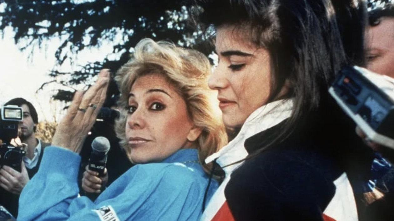 Zulema Yoma y Zulemita dejando la Quinta de Olivos.