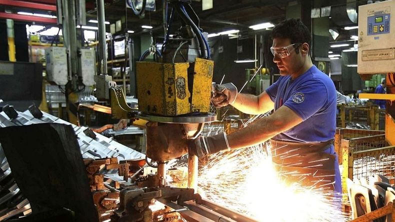 La caída de la industria se profundizó con Javier Milei