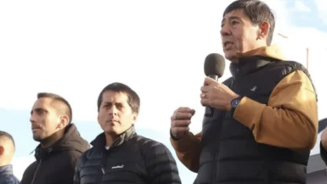 vaca muerta: en plena turbulencia, petroleros apura a las empresas con un bono