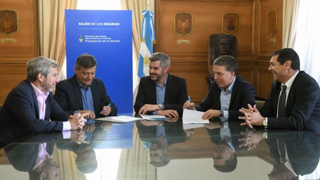 desfilan gobernadores por la casa rosada en medio del caos financiero