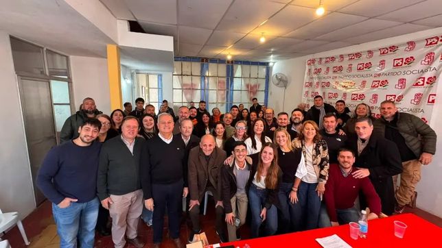 Entre Ríos: el socialismo busca opciones para sobrevivir ante un posible pacto entre Juntos y LLA.