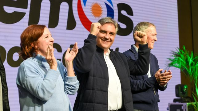 llaryora desempolvo el aparato para el primer festejo del nuevo partido cordobes