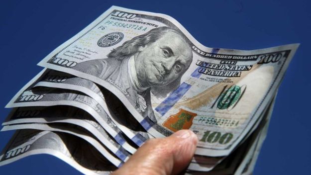 Importaciones, sábana corta y devaluación de facto