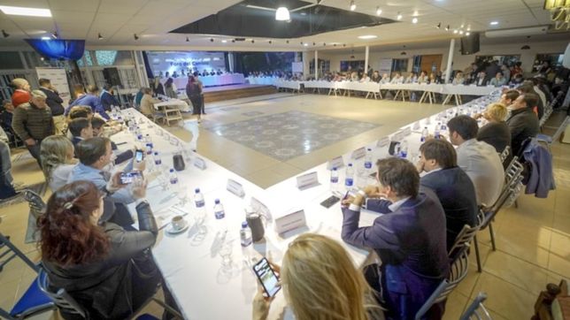 foro del cambio: vidal abre el juego pero sin soltar a sus candidatos