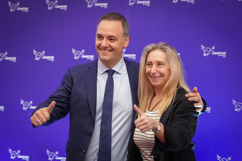 Manuel Adorni y Karina Milei.&nbsp;